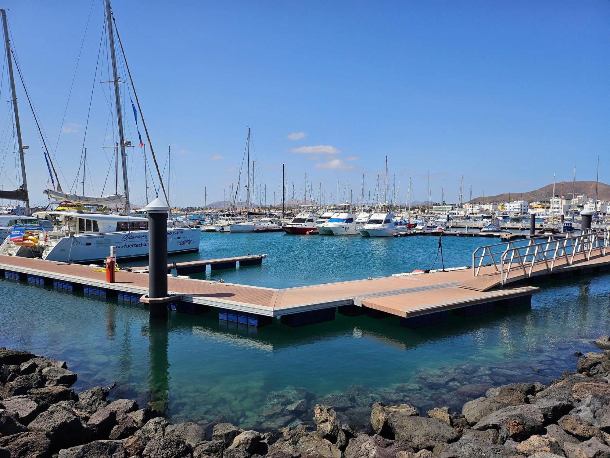 Corralejo Coliving By Amazzzing Travel Hostel Ngoại thất bức ảnh